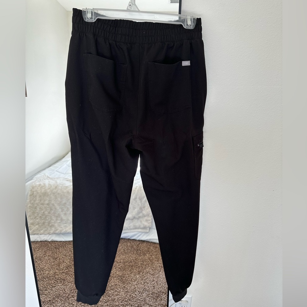 Figs jogger scrub pants